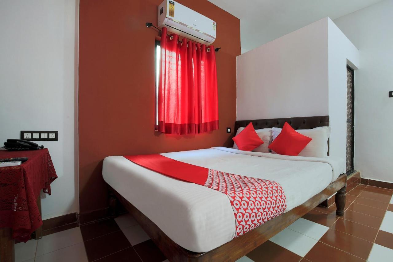 Braganza Guest House Baga Exterior foto